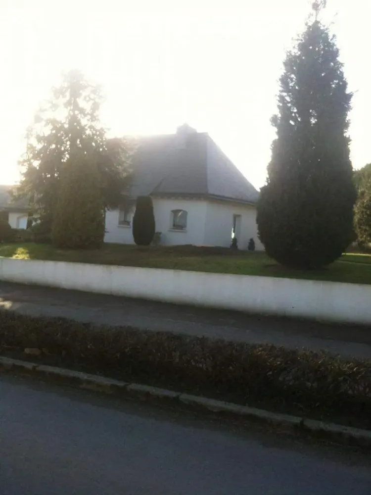 Débroussaillage près de Plérin